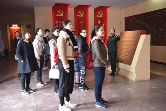2017-11-11舞蹈系党总支组织党员到华县渭化烈士博物馆参观学习 181